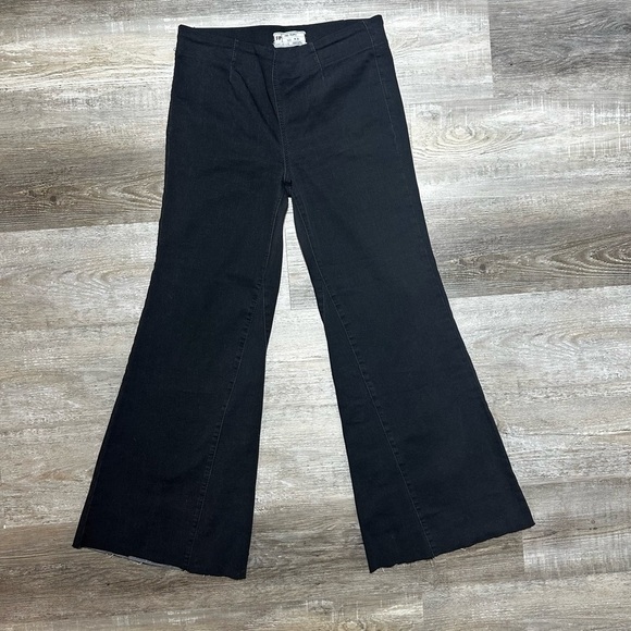 Free People Drapey A Line Pull On  Bell Bottoms Flare Jeans 29 Black ob890046 - Picture 4 of 9